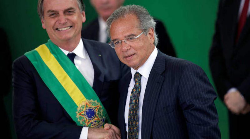 Reforma administrativa continua na pauta, diz Paulo Guedes