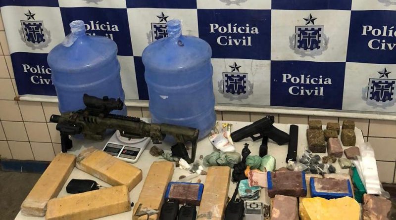 Drogas, armas e munições são apreendidas durante operação em Jequié