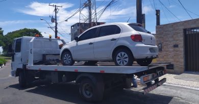 Veículo com restrição de roubo é recuperado pela Guarda Civil