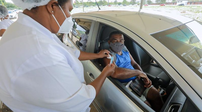 Camaçari: População deve tomar a segunda dose da vacina contra Covid-19tentos à data da segunda dose da vacina contra a Covid-19, já que, somente com as duas é conferida a imunidade ao paciente.