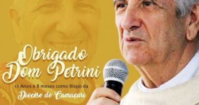 Dom João Carlos Petrini renuncia o cargo de bispo da Diocese de Camaçari