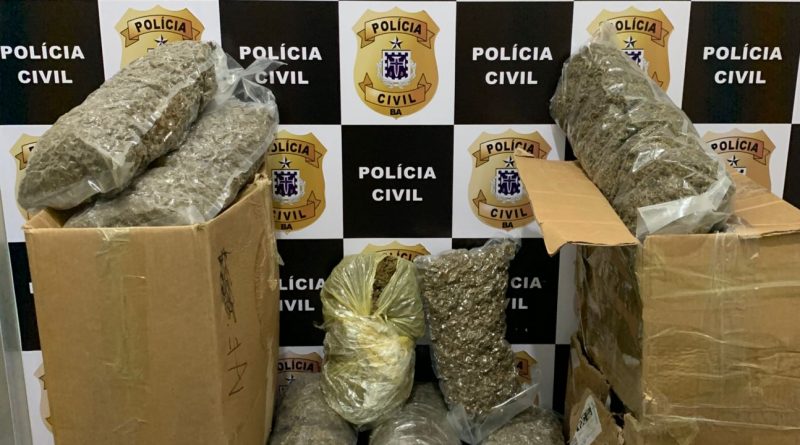 Mais de 20 quilos de maconha, enviados do Paraná para Vitória da Conquista e Jequié, foram apreendidos pela equipe da especializada