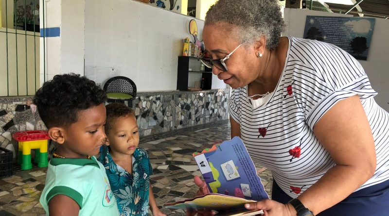 “Desenvolver o gosto pela leitura ainda nos primeiros anos colabora para a formação de futuros cidadãos com pensamento crítico, além de estimular a interpretação de texto, ambas habilidades muito importantes”