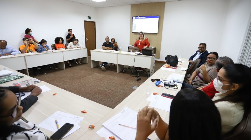 O Conselho Municipal de Turismo (COMTUR) de Lauro de Freitas realizou, na manhã desta quarta-feira (29), uma reunião para debater a elaboração do plano municipal de turismo.