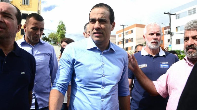 O prefeito voltou a garantir que a grade está fechada e o anúncio depende de fechar com algum patrocinador.
