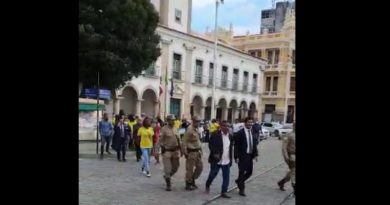 Vereadores da base do prefeito Bruno Reis (União Brasil) tentaram derrubar a sessão ordinária convocada pelo presidente da Câmara de Salvador