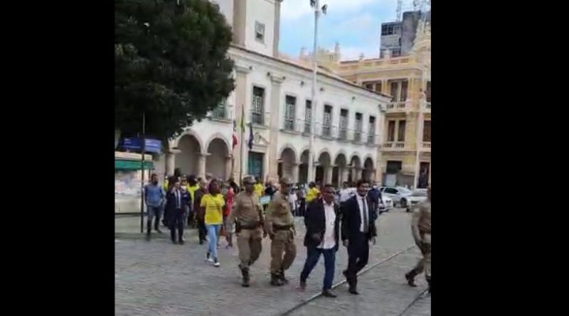 Vereadores da base do prefeito Bruno Reis (União Brasil) tentaram derrubar a sessão ordinária convocada pelo presidente da Câmara de Salvador