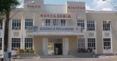 PM-BA apura postagem com citação a comandante nazista em perfil da Academia de Oficiais