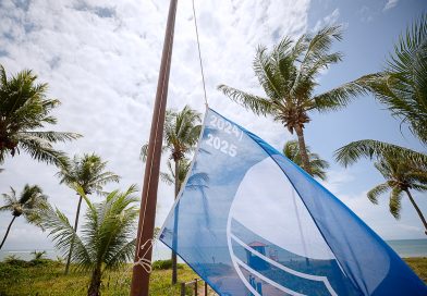 Cerimônia neste sábado marca renovação do Selo Bandeira Azul para praias de Camaçari