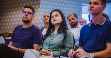 Prefeita Débora Regis alinha plano de governo 2026 com secretariado municipal