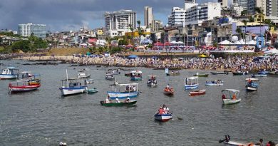 Festa de Iemanjá no Rio Vermelho: programação completa com Lavagem, Palhaços e devoção