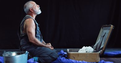 “Outrora” estreia no Forte do Barbalho e discute temas como a memória, o tempo e a morte