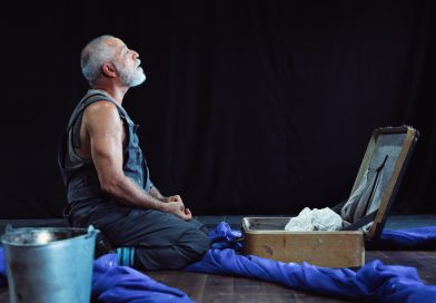 “Outrora” estreia no Forte do Barbalho e discute temas como a memória, o tempo e a morte