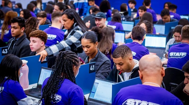 CIEE realiza mutirão com 709 vagas de estágio e jovem aprendiz em seis cidades da Bahia