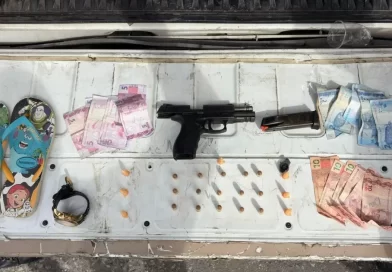 Bahia: PM prende suspeito e apreende armas e drogas em conjunto habitacional de Brotas