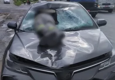 HOMEM MORRE APÓS CAIR DE PASSARELA E SER ATROPELADO NA BR-324 EM SALVADOR