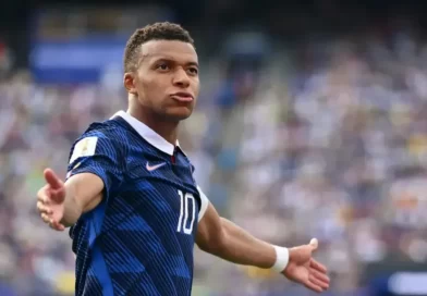 Mbappé entra para a história das Copas e assume liderança isolada entre os maiores goleadores do mata-mata