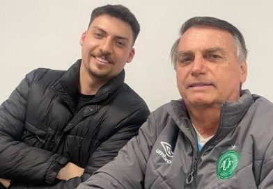 Jair Renan Bolsonaro confirma pré-candidatura à Câmara Federal por Santa Catarina