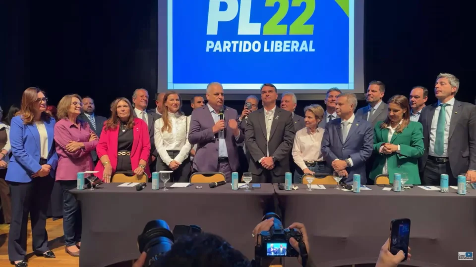 Foto: Vittor Sales/Divulgação campanha Flávio Bolsonaro